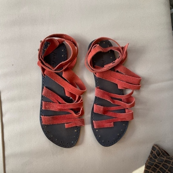 Free‎ People Sunever Suede Gladiator Sandal in Red Size 10 - Picture 3 of 10